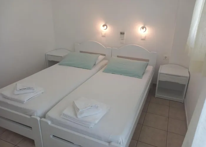 Margarita Aparthotel 3*