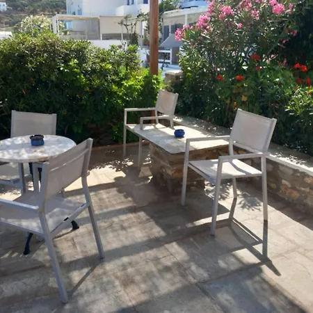Апарт-отель Margarita Platis Gialos (Sifnos)