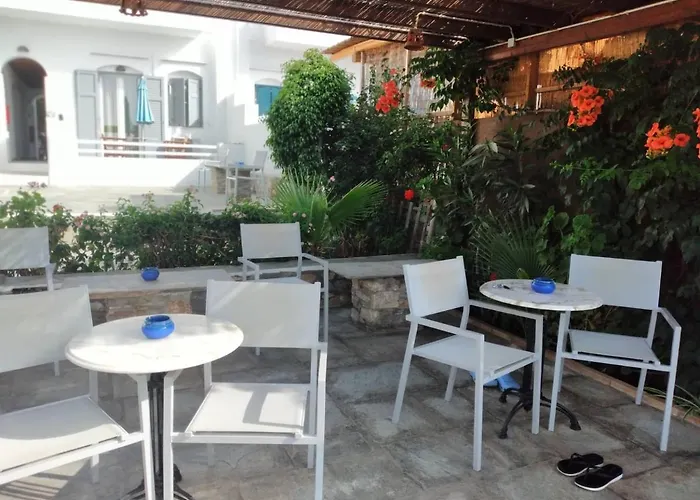 Margarita Aparthotel 3*